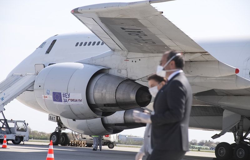 The EU has financed the transport of twelve planes with medical equipment to Serbia so far